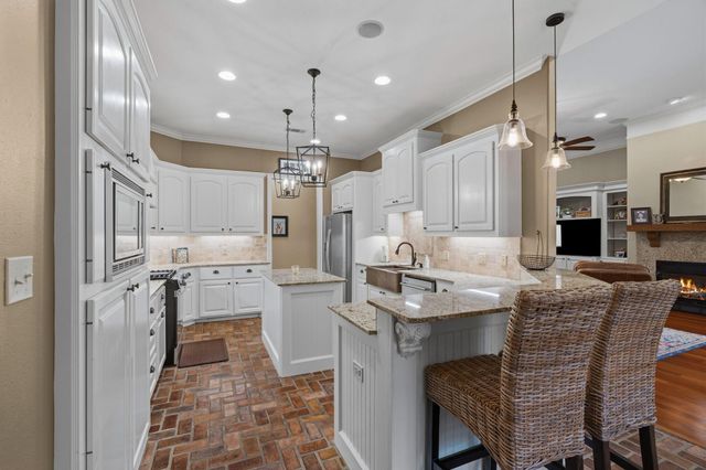 17 Parson's Creek Dr., Hattiesburg, MS 39402