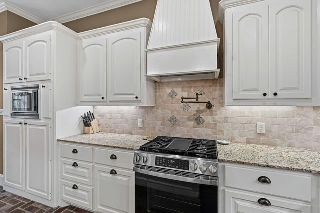 17 Parson's Creek Dr., Hattiesburg, MS 39402