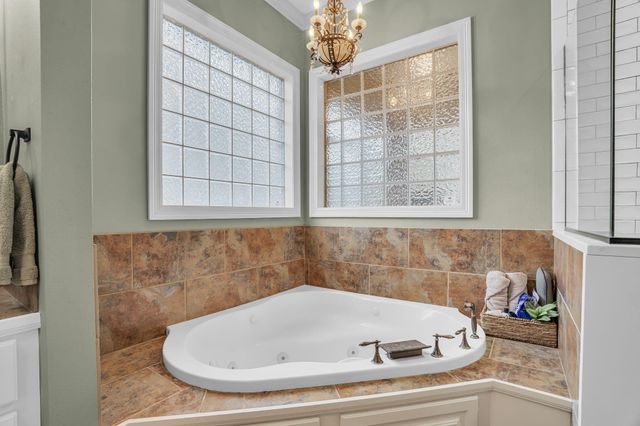 17 Parson's Creek Dr., Hattiesburg, MS 39402