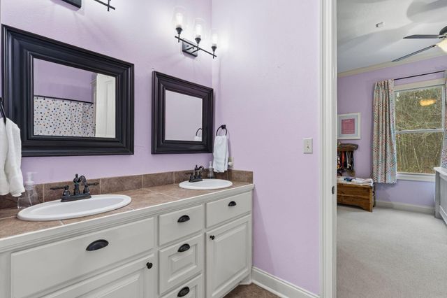 17 Parson's Creek Dr., Hattiesburg, MS 39402