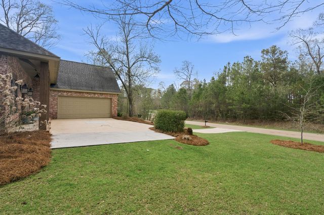17 Parson's Creek Dr., Hattiesburg, MS 39402