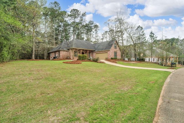 17 Parson's Creek Dr., Hattiesburg, MS 39402