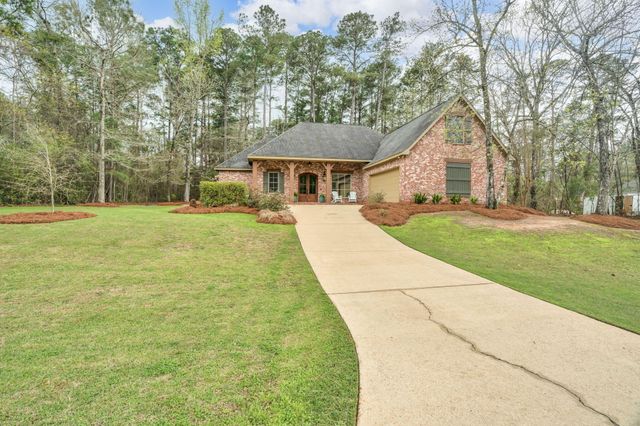 17 Parson's Creek Dr., Hattiesburg, MS 39402