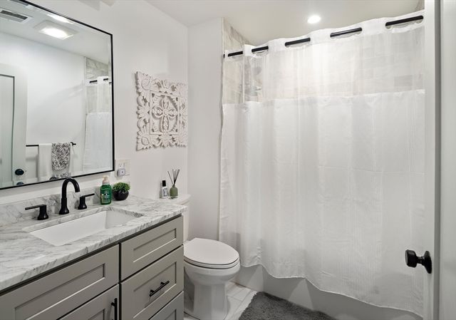 108 Mount Pleasant Ave 4, Boston, MA 02119