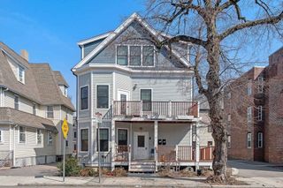 108 Mount Pleasant Ave 4, Boston, MA 02119