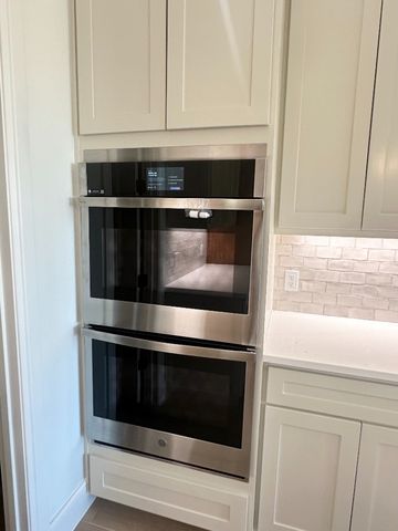 219 SALT CREEK Court, Weatherford, TX 76087