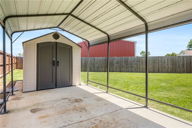 311 Bequette Lane, Centerton, AR 72719