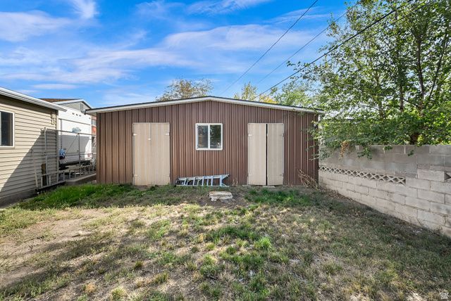 6312 S 560 E, Murray, UT 84107