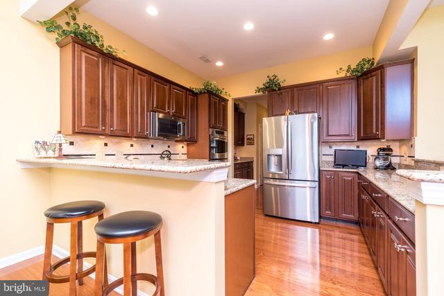 210 GOLDENROD DR, Upper Gwynedd Twp, PA 19446