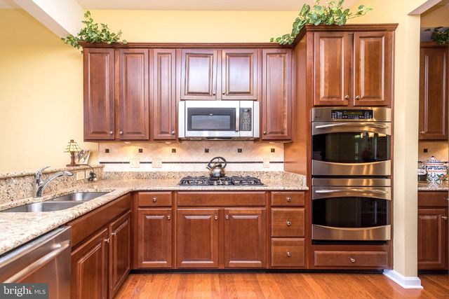 210 GOLDENROD DR, Upper Gwynedd Twp, PA 19446