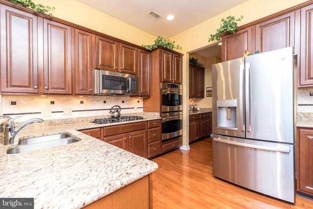 210 GOLDENROD DR, Upper Gwynedd Twp, PA 19446