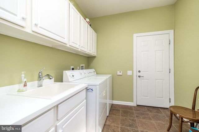 210 GOLDENROD DR, Upper Gwynedd Twp, PA 19446