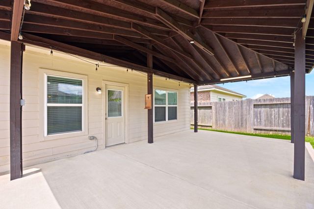 16203 Centennial Light Drive, Hockley, TX 77447