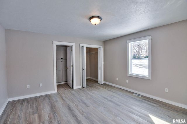 1122 SPRINGFIELD Road, Kincaid, IL 62540