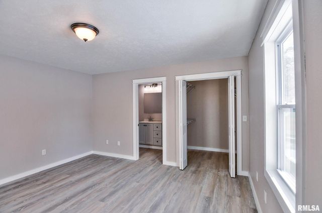 1122 SPRINGFIELD Road, Kincaid, IL 62540