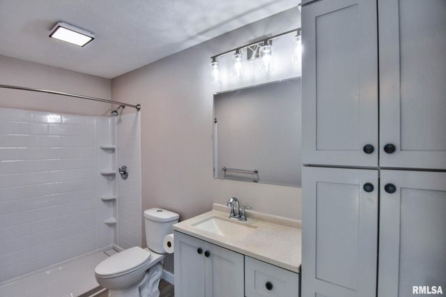 1122 SPRINGFIELD Road, Kincaid, IL 62540