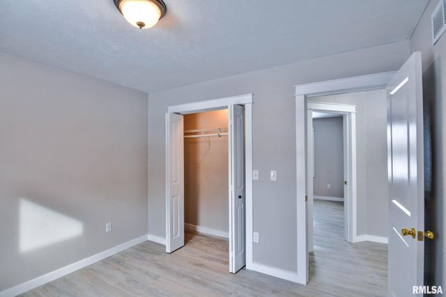 1122 SPRINGFIELD Road, Kincaid, IL 62540