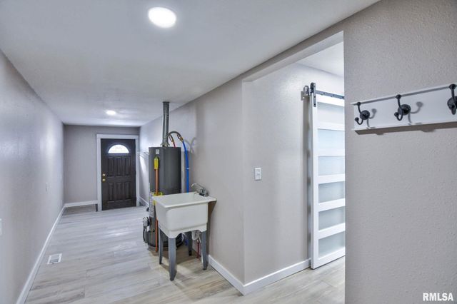 1122 SPRINGFIELD Road, Kincaid, IL 62540