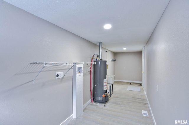 1122 SPRINGFIELD Road, Kincaid, IL 62540