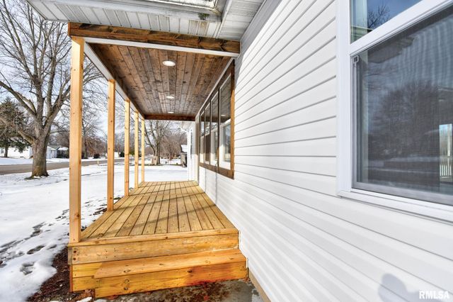 1122 SPRINGFIELD Road, Kincaid, IL 62540