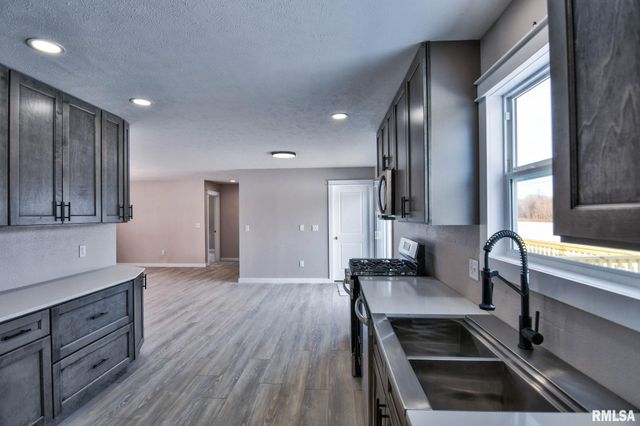 1122 SPRINGFIELD Road, Kincaid, IL 62540