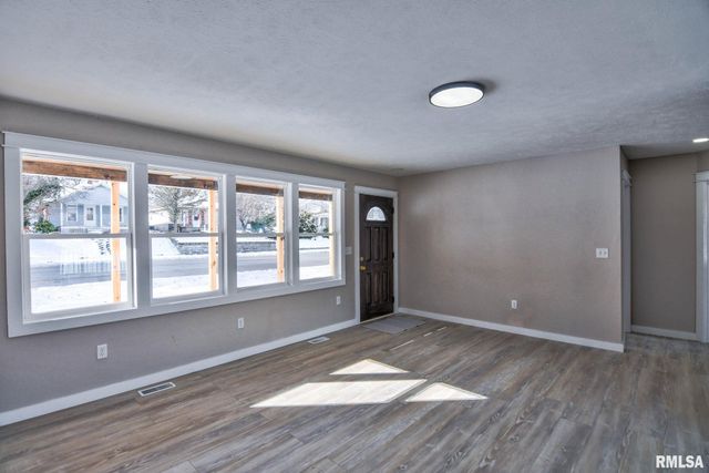 1122 SPRINGFIELD Road, Kincaid, IL 62540