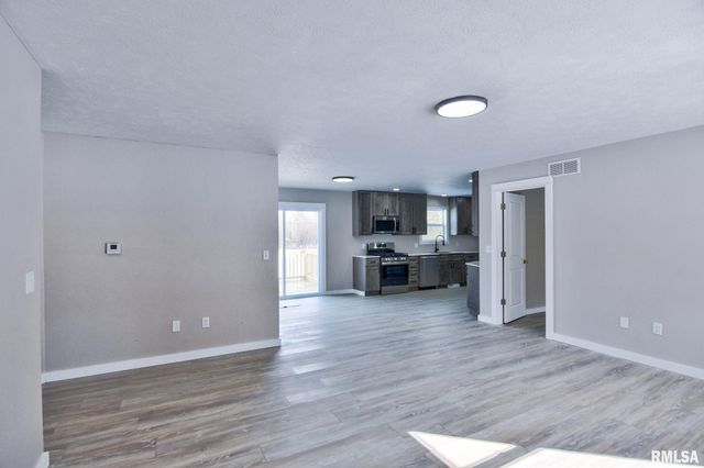 1122 SPRINGFIELD Road, Kincaid, IL 62540