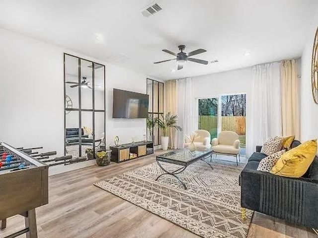 2610 Birmingham Avenue, Dallas, TX 75215