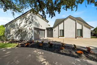 722 Merrick Drive, Sugar Land, TX 77478