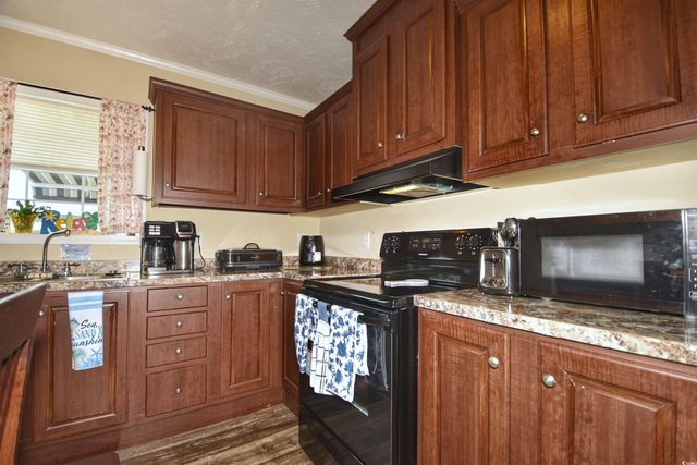 1502 Gardenia Ave., North Myrtle Beach, SC 29582