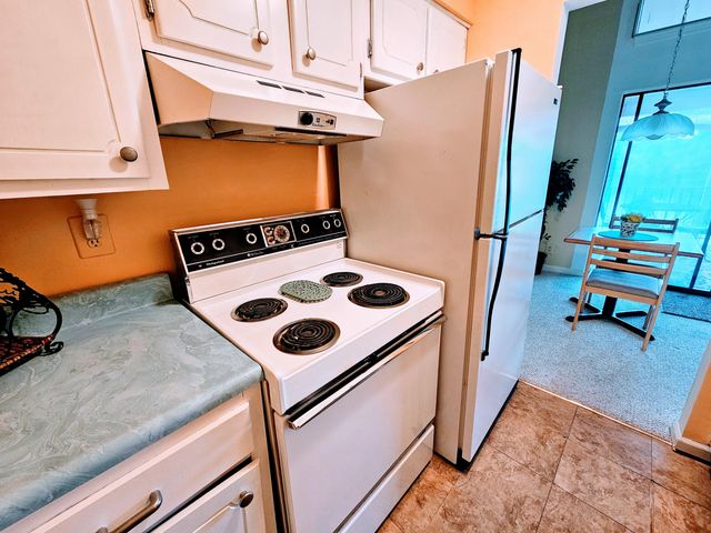 40 Fairway Court, 14, Perry Park, KY 40363