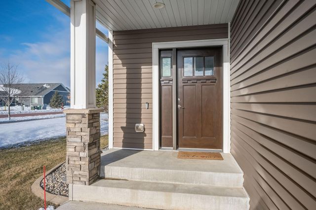 612 Tranquility Trail, Mankato, MN 56001