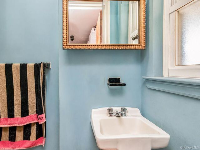 3410 Gunther Avenue, Bronx, NY 10469