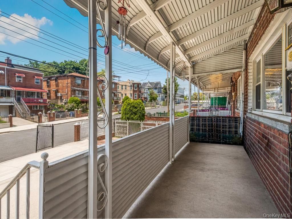 3410 Gunther Avenue, Bronx, NY 10469 — photo 3