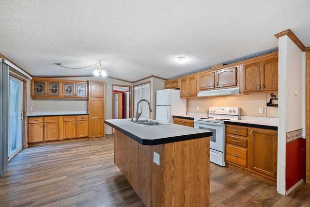 W10689 BENSON LAKE ROAD, Amberg, WI 54102