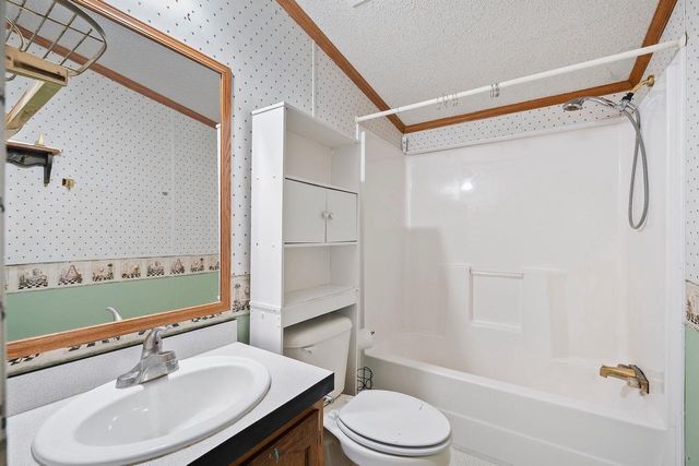 W10689 BENSON LAKE ROAD, Amberg, WI 54102