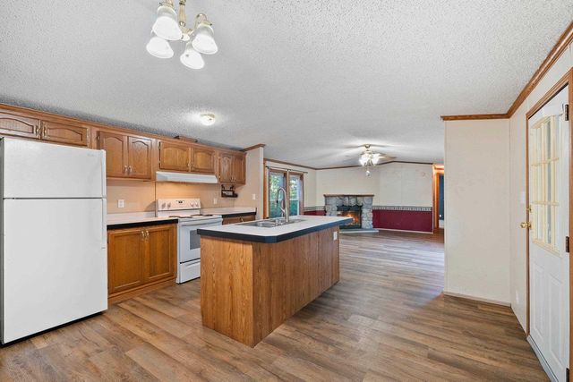 W10689 BENSON LAKE ROAD, Amberg, WI 54102