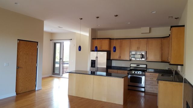 3434 N ELSTON Avenue 101, Chicago, IL 60618