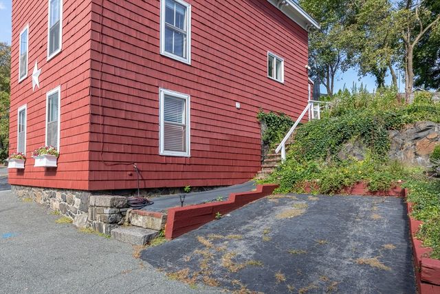 53 Sewall St, Marblehead, MA 01945