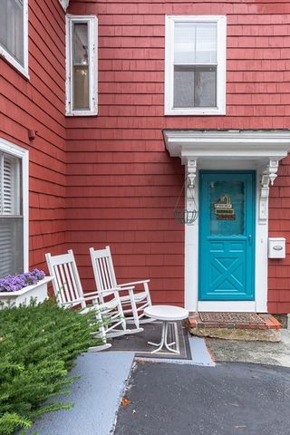 53 Sewall St, Marblehead, MA 01945