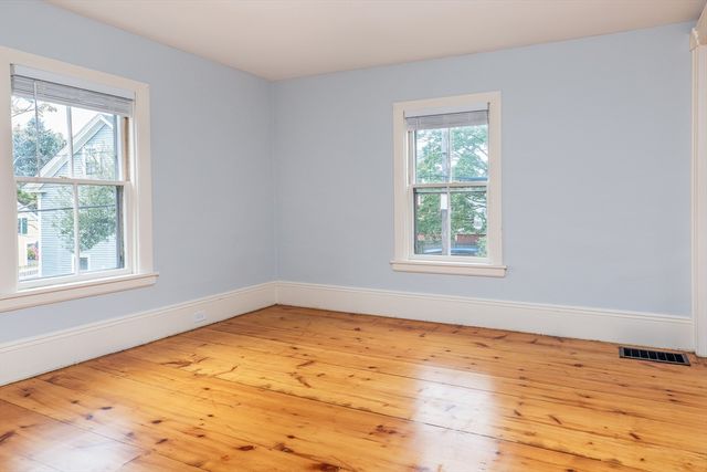 53 Sewall St, Marblehead, MA 01945