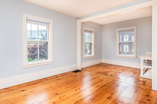 53 Sewall St, Marblehead, MA 01945