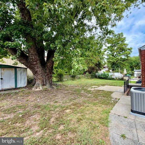 6406 KNOLLBROOK DR, Hyattsville, MD 20783