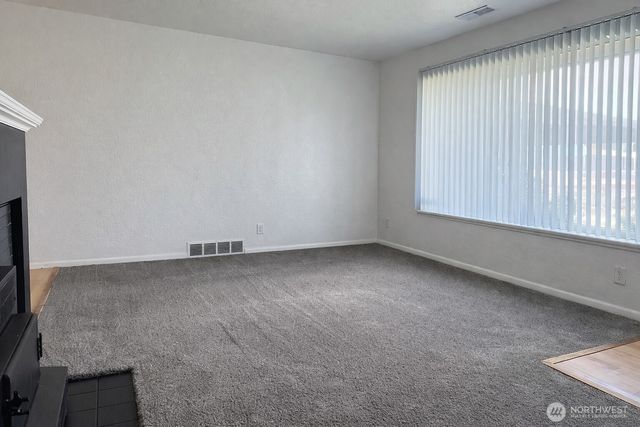 860 111th Street S, Tacoma, WA 98444