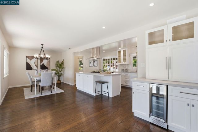 7 El Corte, Orinda, CA 94563