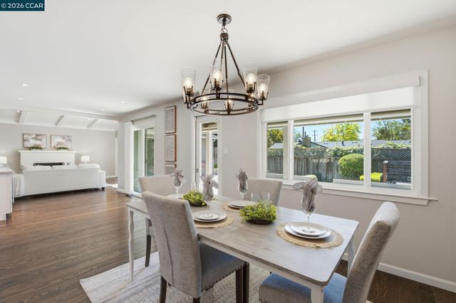 7 El Corte, Orinda, CA 94563