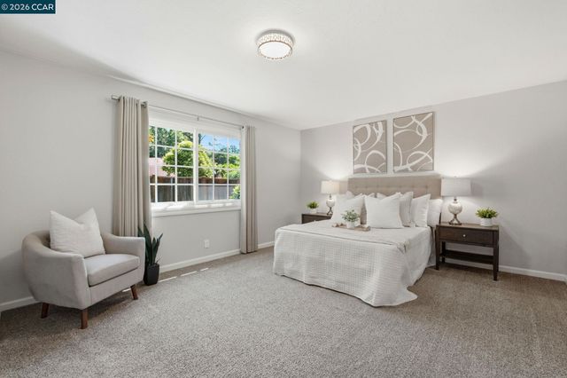 7 El Corte, Orinda, CA 94563