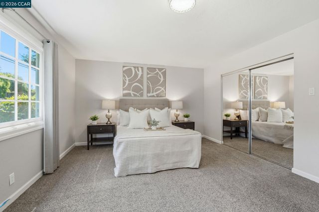 7 El Corte, Orinda, CA 94563