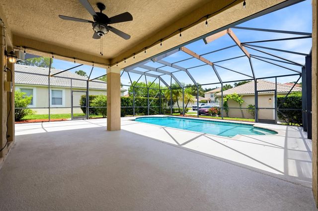 8113 Bautista Way, Palm Beach Gardens, FL 33418
