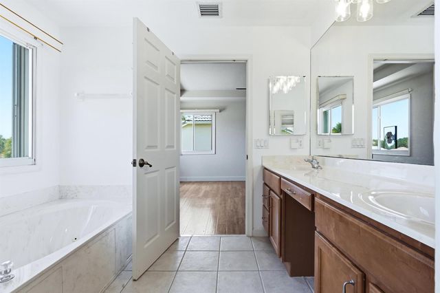8113 Bautista Way, Palm Beach Gardens, FL 33418